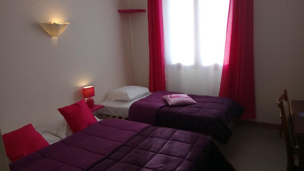 לוסאק-לה-שאטו Hotel Montespan מראה חיצוני תמונה